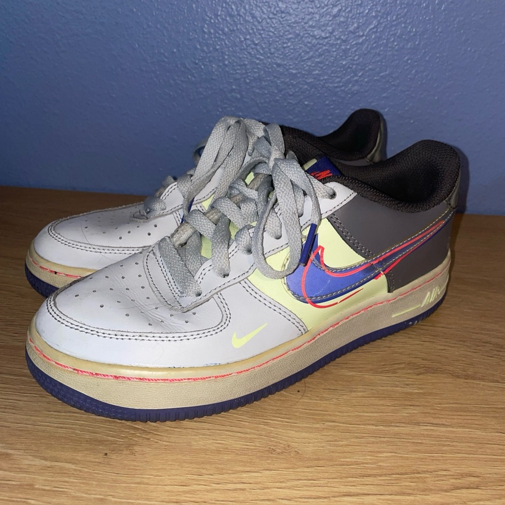 Nike Air Force 1 LV8 GS “Evolution of Swish” Size 4.5Y